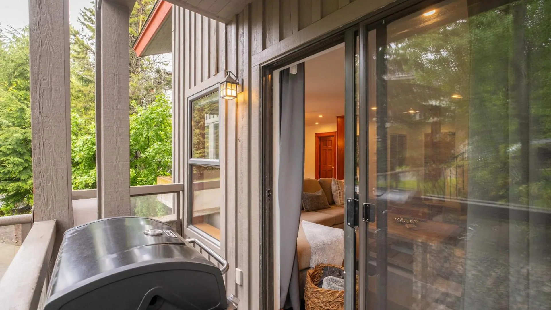 Greyhawk By Outpost Whistler Villa Holiday home